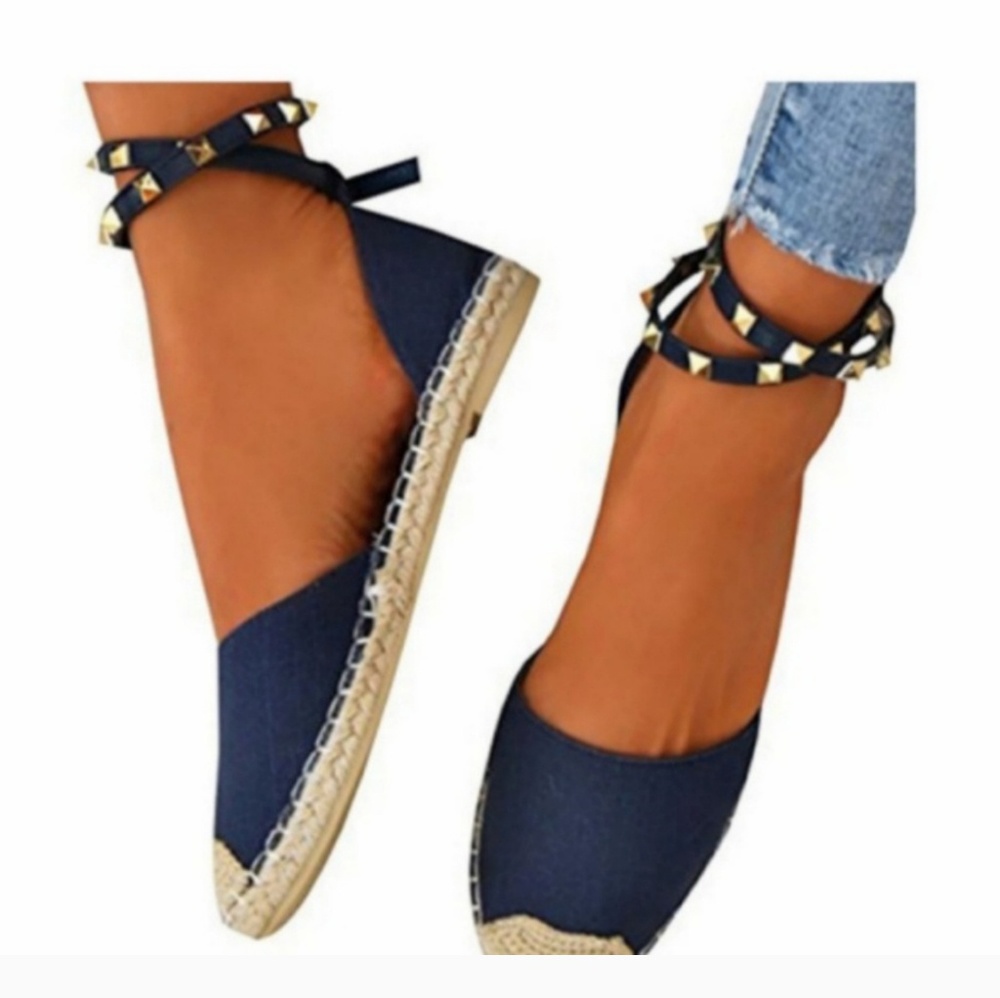 BRAND NEW ESPADRILLES / Size 8 / NAVY